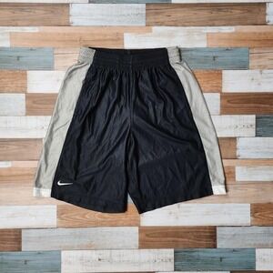 Nike Swoosh NBA Vintage 90s Men's Practice Black and Grey Mesh Shorts Sz Medium